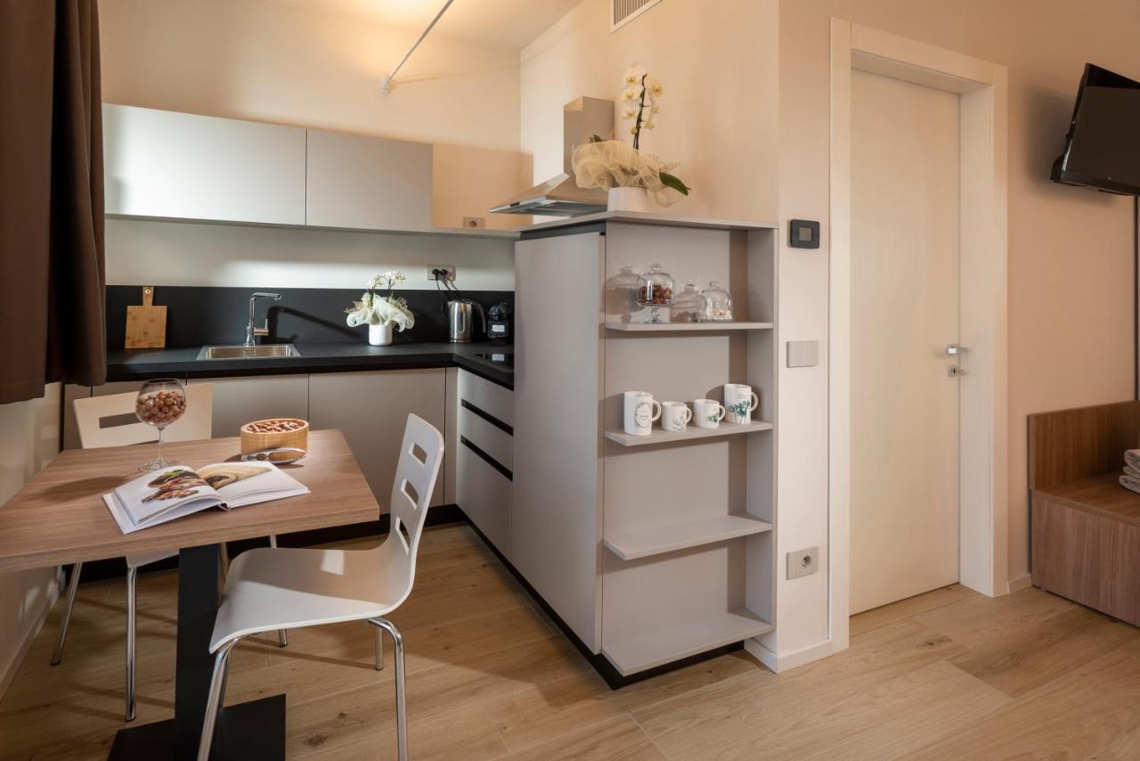 Borgo Roggeri - Country House Nelle Langhe 拉莫拉 外观 照片