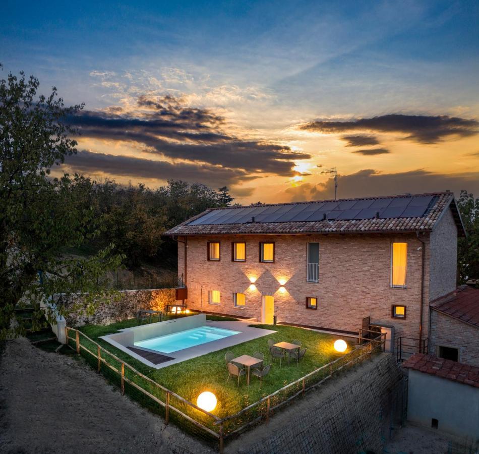 Borgo Roggeri - Country House Nelle Langhe 拉莫拉 外观 照片
